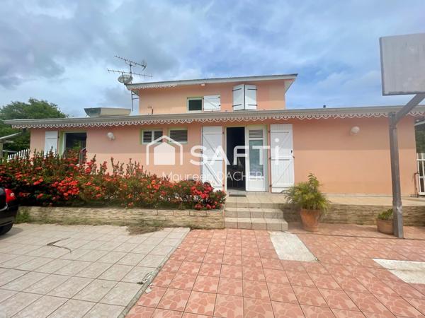 Villa Familiale avec Piscine et Jardin – Le Lamentin