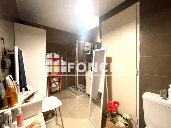 Location Appartement 2 pièces 40.7 m² - 1188 QUAI COMMANDAT RIVIERE Toulon 83100