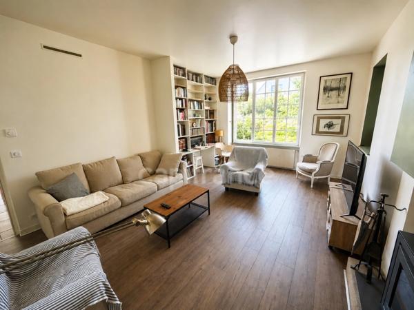 EXCLUSIVITÉ - Maison de maître à vendre 6 pièces (56)