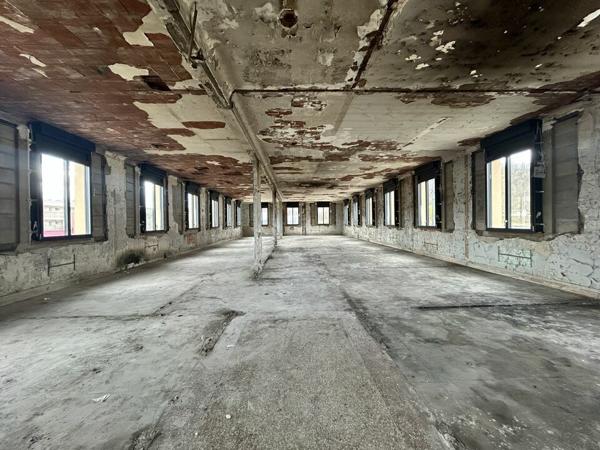 Le Creusot - Bâtiment 550 m² à louer