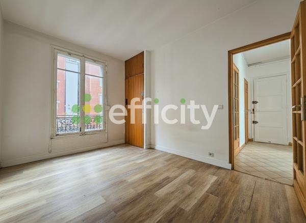 Appartement
         2 pièces
        - 22 m² 177 000 € *