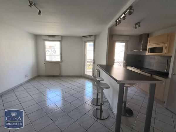 Appartement à louer 3 pièces 63m² Dijon (21000)