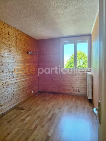 Vente
                Appartement69,31 m² - 3 Pièces -
                    DOLE (39100)
