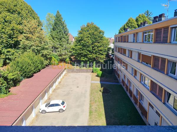 Vente
                Appartement69,31 m² - 3 Pièces -
                    DOLE (39100)