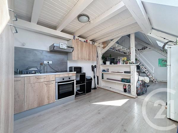 Immeuble à vendre  200 m2 VILLERSEXEL - 70