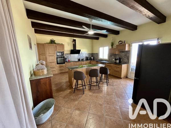 Maison à vendre 7 pièces 276 m² L'Étang-Salé