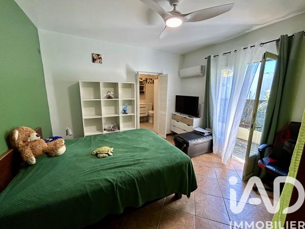 Maison à vendre 7 pièces 276 m² L'Étang-Salé