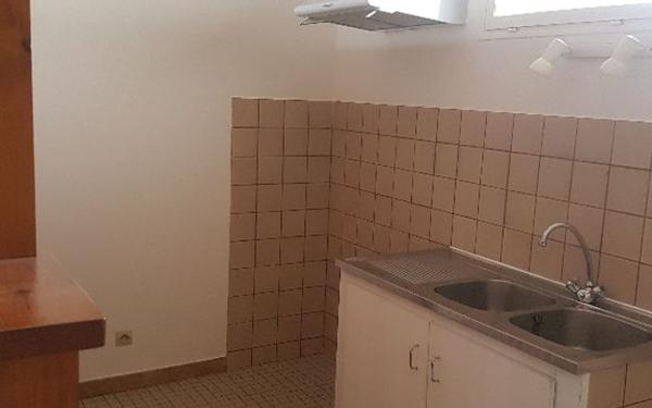 Appartement à louer    2 pièces •  Aire-sur-l'Adour