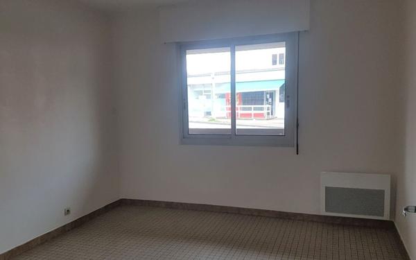 Appartement à louer    2 pièces •  Aire-sur-l'Adour