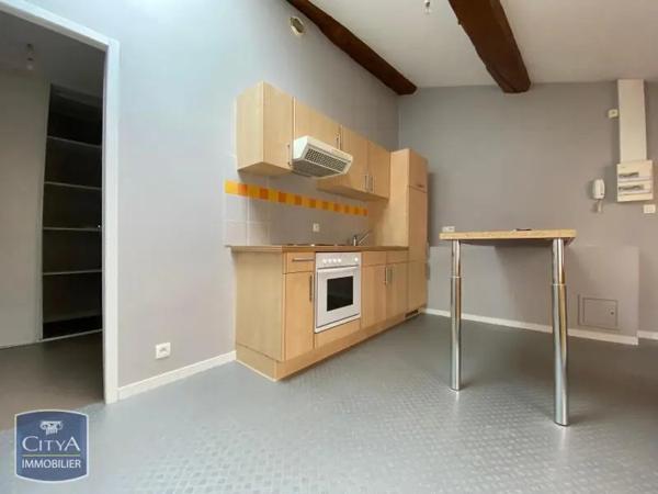 Appartement à louer 2 pièces 57.77m² Mâcon (71000)