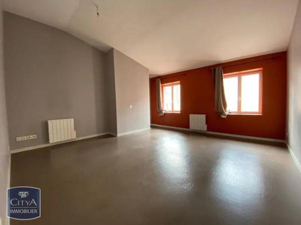 Appartement à louer 2 pièces 57.77m² Mâcon (71000)