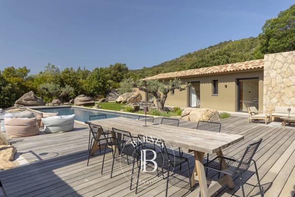 Porto-Vecchio, Villa 4 Chambres -  194 m² à vendre