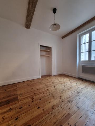 Appartement Thiers 2 pièce(s) 38.9 m2 - 8 Rue Gambetta