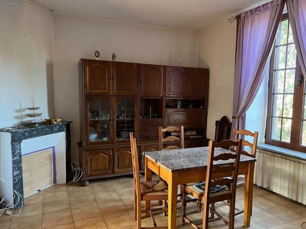 Maison de ville à vendre à Villedieu-sur-Indre dans l'Indre (36320), ref : JA/817   
Centre Ville