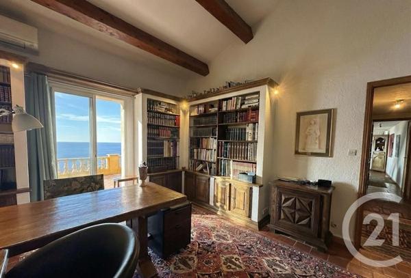 Maison à vendre  10 pièces - 245,26 m2 STE MAXIME - 83