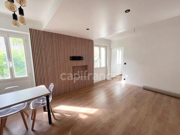 À Vendre Manosque centre historique – Maison de ville 3 pièces avec 2 chambres, garage et cave