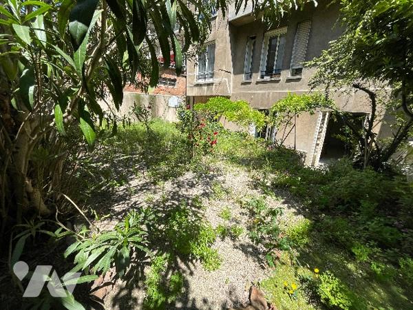 Type 3/4  jardin LA BLANCARDE, surface 74m², jardin 98m² rue ST François DE SALES 13004