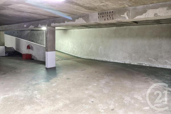 Parking à vendre  10,10 m2 TREMBLAY EN FRANCE - 93