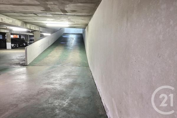 Parking à vendre  10,10 m2 TREMBLAY EN FRANCE - 93