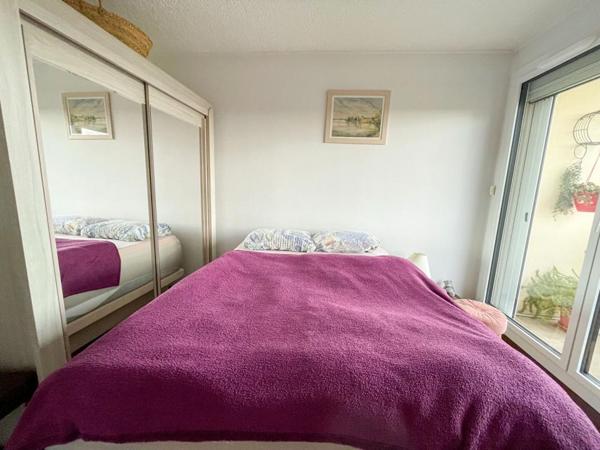 À découvrir rapidement ? Superbe T3 rénové avec balcon et vue dégagée, dernier étage !