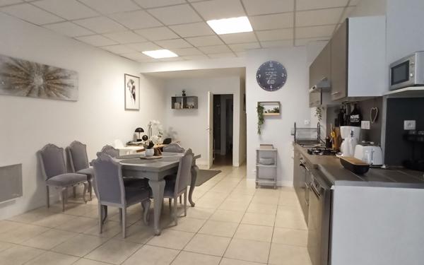 Maison à vendre    2 pièces •  Saint-Aignan