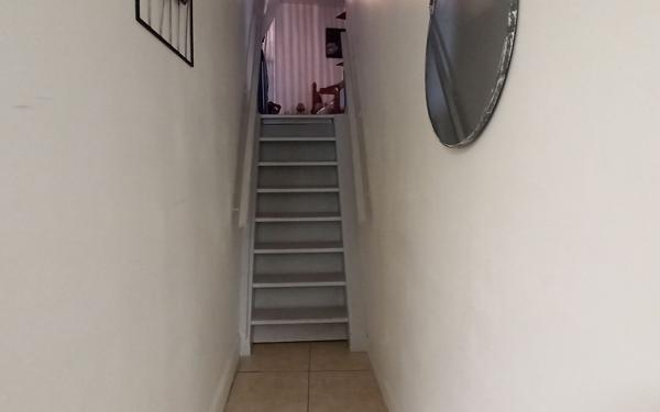 Maison à vendre    2 pièces •  Saint-Aignan