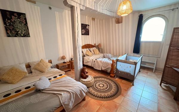 Maison à vendre    2 pièces •  Saint-Aignan