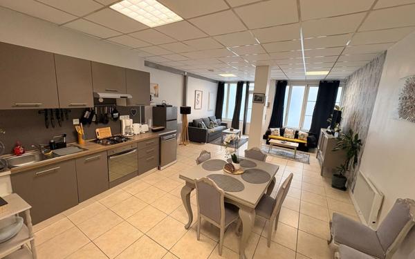 Maison à vendre    2 pièces •  Saint-Aignan