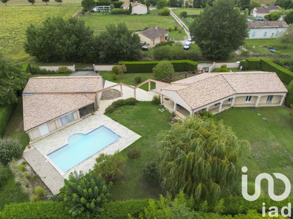 Maison à vendre 6 pièces 196 m² Saint-Paul-Cap-de-Joux