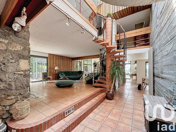 Maison à vendre 10 pièces 326 m² Le Puy-en-Velay