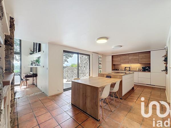 Maison à vendre 10 pièces 326 m² Le Puy-en-Velay