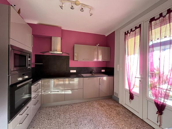 A VENDRE Quartier St Georges à Périgueux Maison de type 4