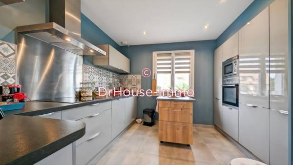 Maison à vendre 5 pièces de 133 m²