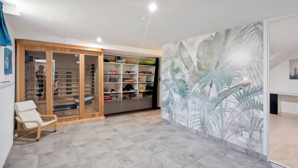 Maison à vendre 7 pièces de 217 m²