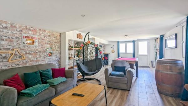 Maison à vendre 7 pièces de 217 m²