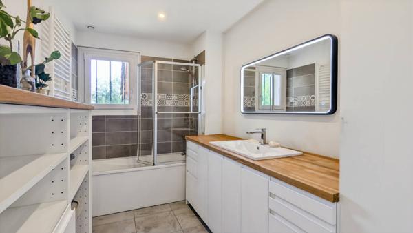 Maison à vendre 7 pièces de 217 m²