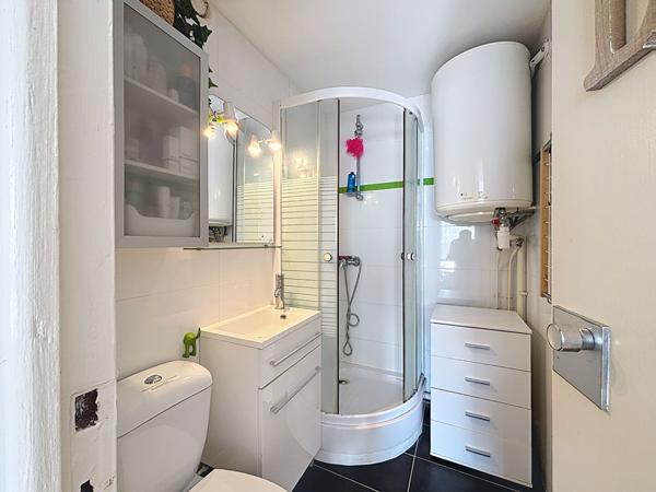 Appartement 1 pièce 29 m2 LA GENETTE