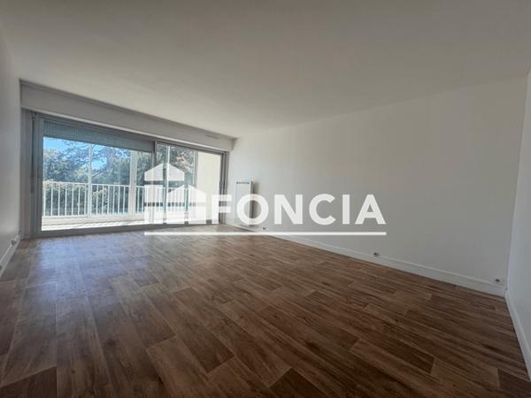 Location Appartement 3 pièces 67.25 m² - 13 AVENUE DES GRILLONS Le Pouliguen 44510