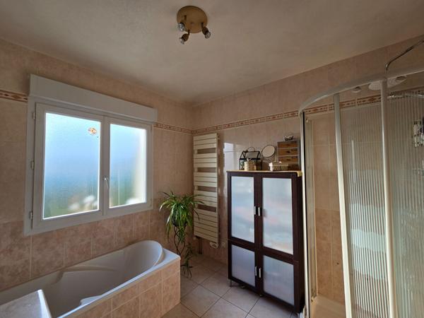 Charmante maison à 15 minutes du Mans- Terrain clos de 1500 m2