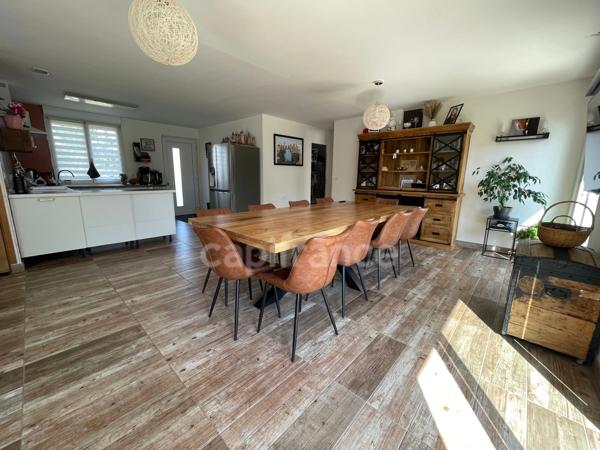PAVILLON PLAIN PIED 4 CHAMBRES ET JARDIN