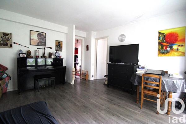 Appartement 2 pièces de 47 m² à Trappes (78190)