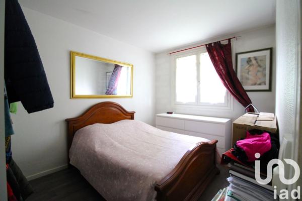 Appartement 2 pièces de 47 m² à Trappes (78190)