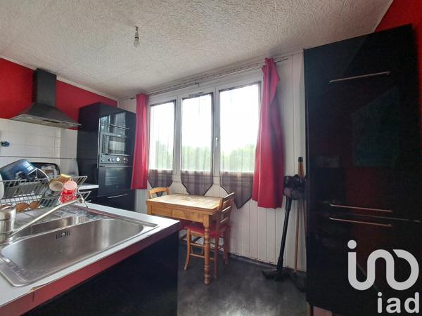 Appartement 2 pièces de 47 m² à Trappes (78190)