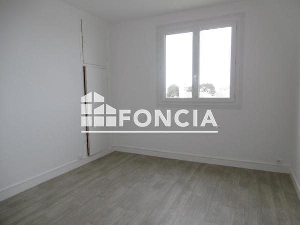 Location Appartement 2 pièces 56.93 m² - 4 A10 ABBE BASILE LE GAL-22 RUE P.HUET Lorient 56100
