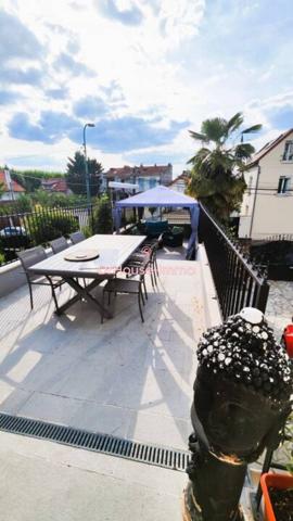 Maison à vendre 14 pièces de 320 m²