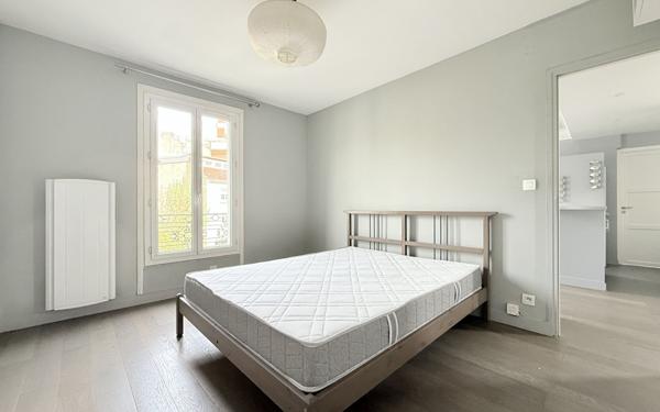 Appartement à vendre    3 pièces • 47,35 m2 Vanves