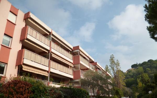 Appartement à vendre    2 pièces • 29,04 m2 Vallauris