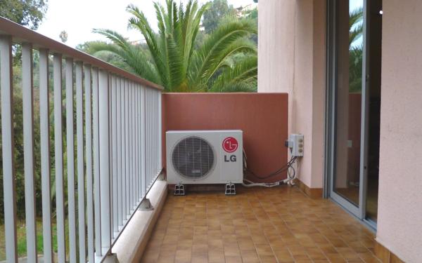 Appartement à vendre    2 pièces • 29,04 m2 Vallauris