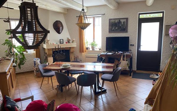 Maison à vendre    4 pièces • 231 m2 Vedène