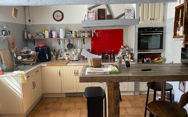 Maison à vendre    4 pièces • 231 m2 Vedène